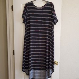 Lularoe Polka-dot Carly - 2x